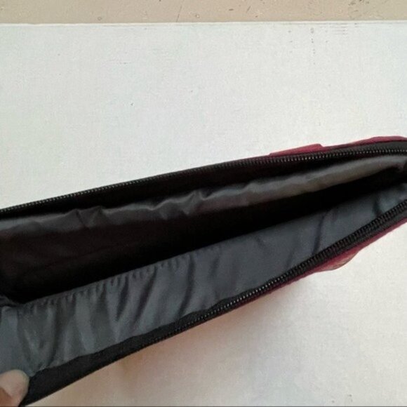 Max Cases Laptop Computer Sleeve 11 x 13.5 Inches Travel Tablet Protector - Picture 5 of 6